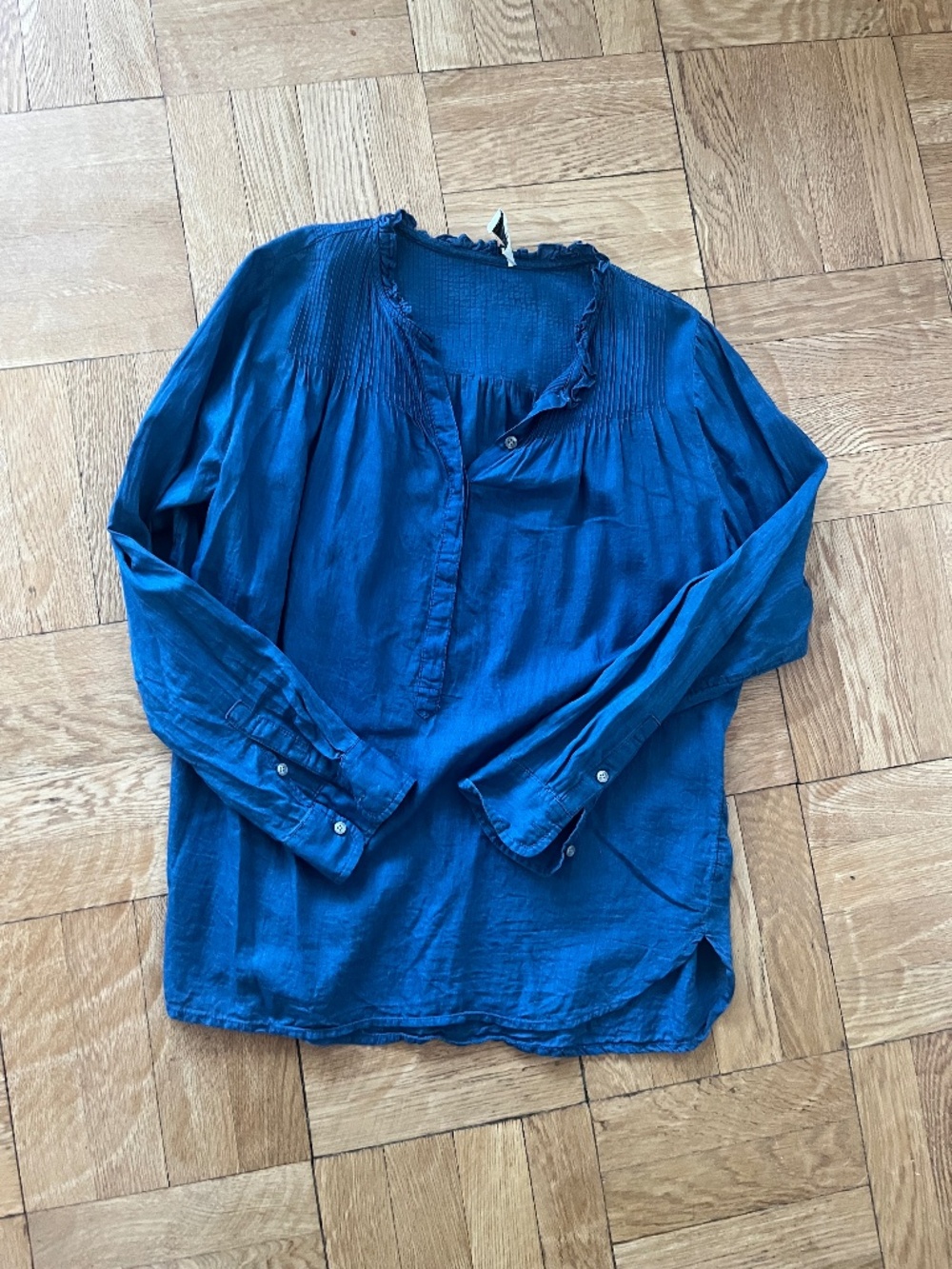 J. Crew lightweight cotton peasant popover Indigo Blue 6t